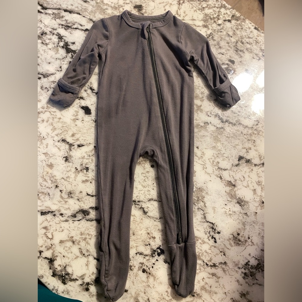 Kyte Baby 0-3 Month Zipper Footie
